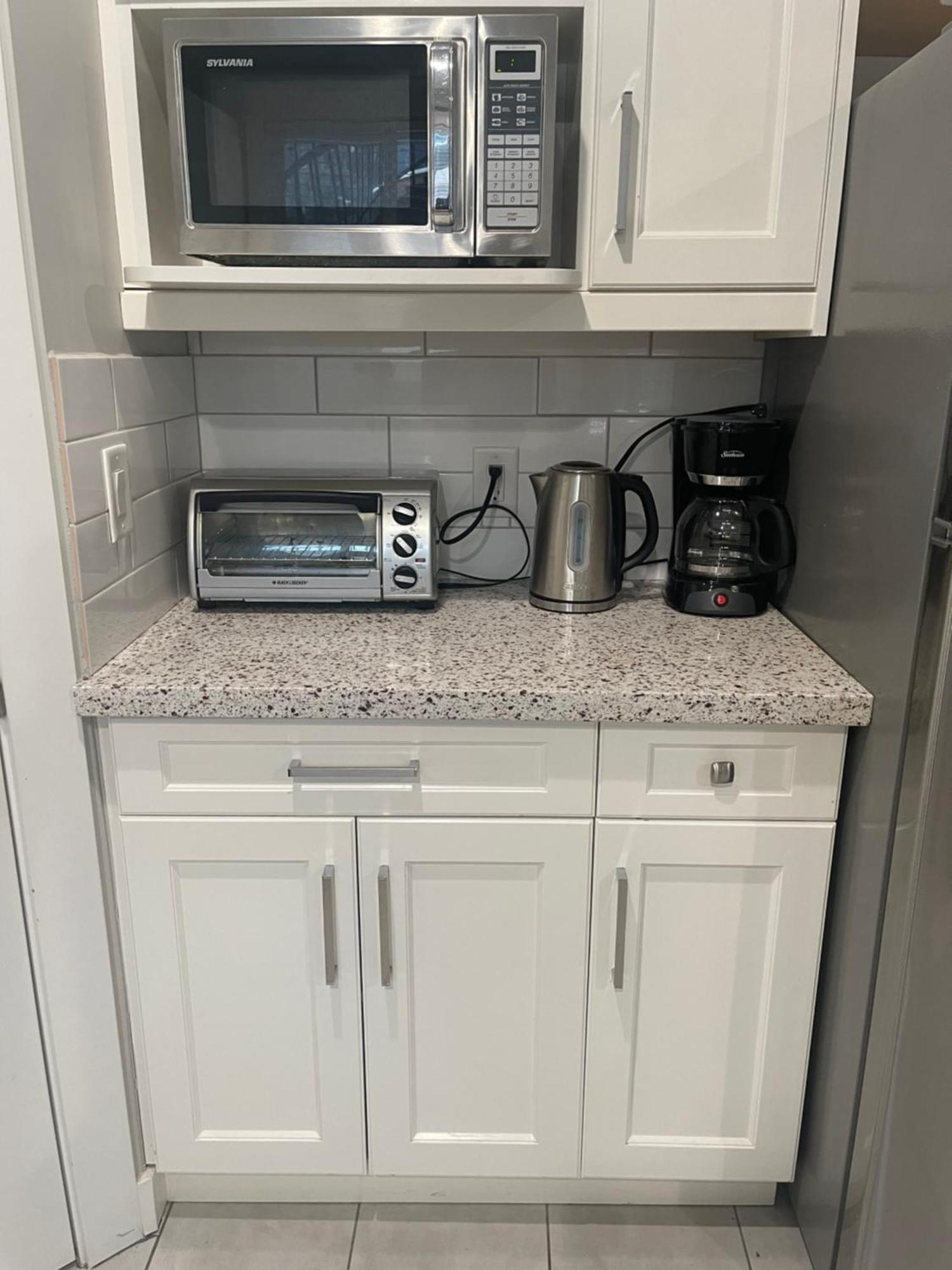 2 Bedroom Suite With Full Kitchen Ревелсток Екстер'єр фото